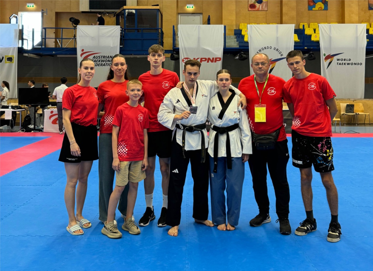 Austria open small